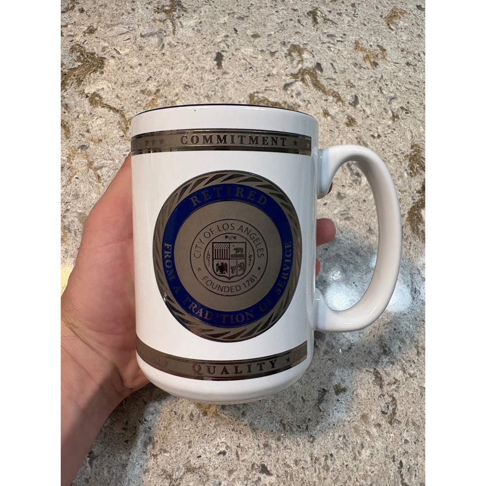 LAPD Retired Police Officer Mug w/ City Seal - Picture 3 of 8